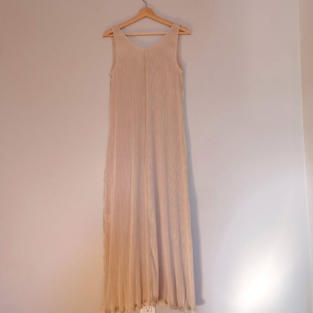 NEW Toteme Plisse Crinkled Scoop-Neck Maxi Dress in Cream Beige | size 32 / US 0 - Picture 11 of 14